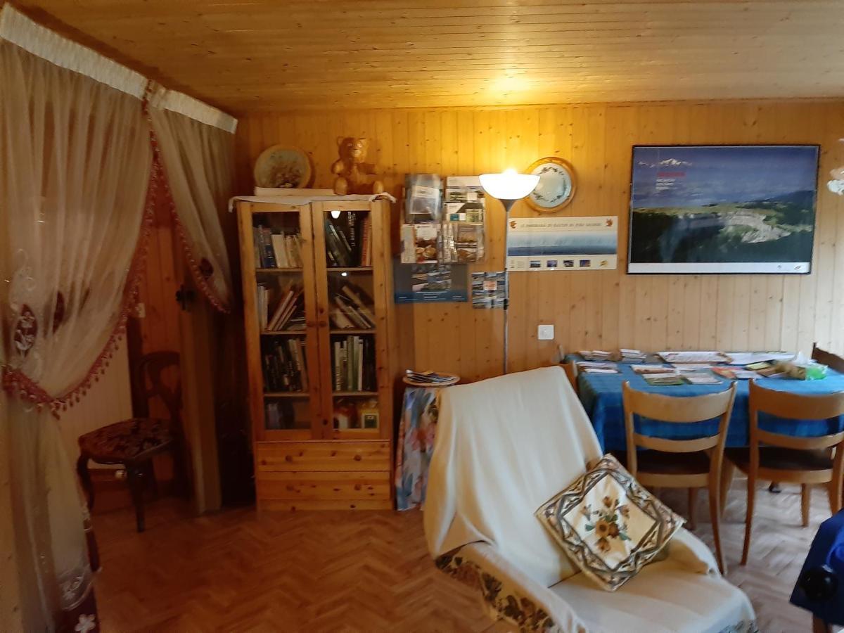 Вилла La Dernier La Cote-aux-Fees Экстерьер фото